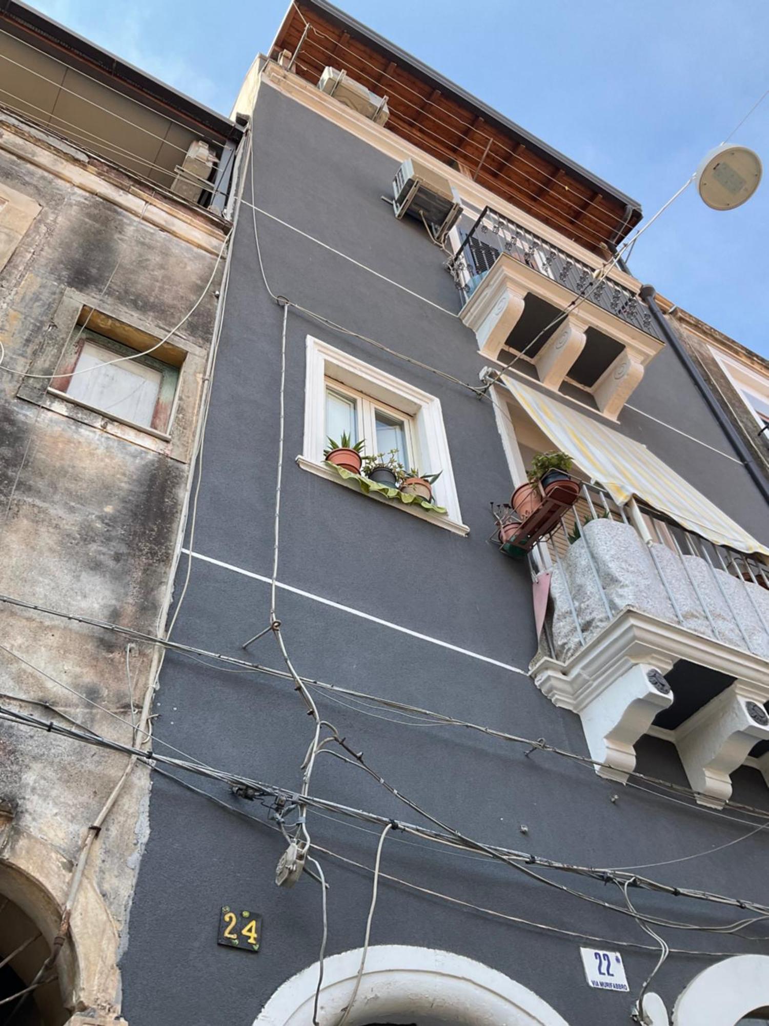 Al Chiaro Di Luna Catánia Buitenkant foto